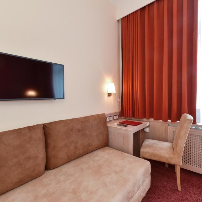Hotel ADRIA München - Junior Suite - 12