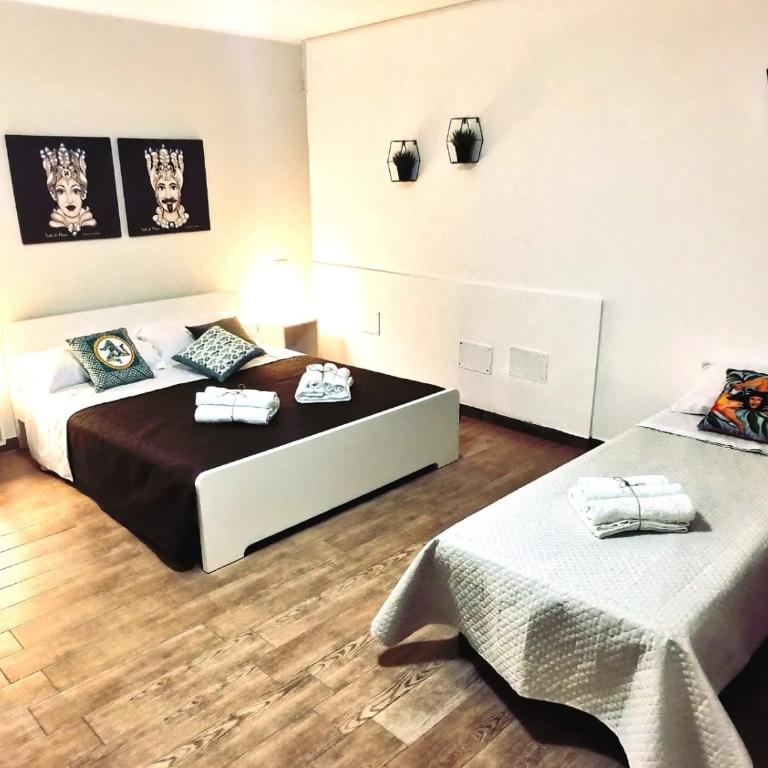 A due passi dal centro Sweet Rooms - Camera Quadrupla Comfort - 9