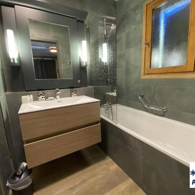 Stylish ski-in ski-out 3 bed apartment, Arc 1950 - Apartment mit 3 Schlafzimmern - 15