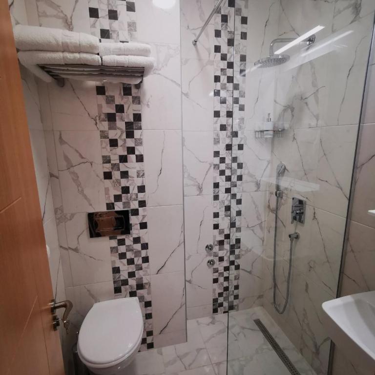 Hotel N - Dvokrevetna Soba sa Zasebnim Krevetima - 4