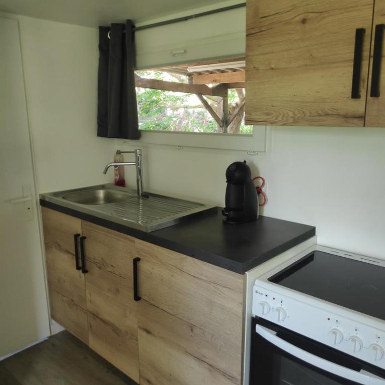 Mobil-home 6 personnes sur terrain 600 m2 - Mobile Home - 3