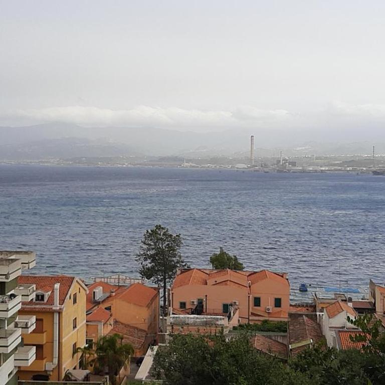 Colazione in giardino con vista mare - Apartment with Sea View - 37