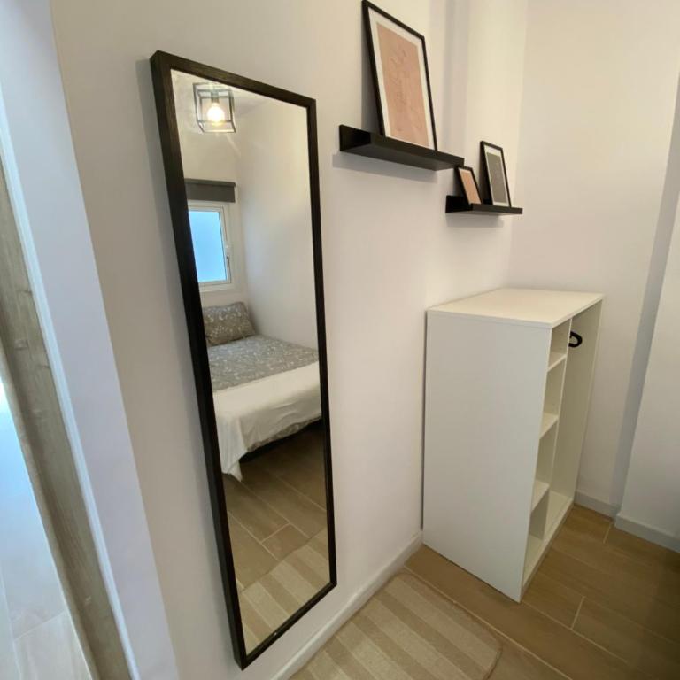 Beach balcony lounge - One-Bedroom Apartment - 16