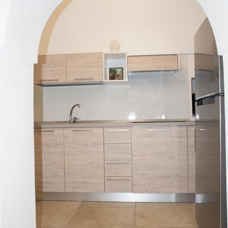 I Trulli di Mina - Trullo Girasole - Two-Bedroom House - 6
