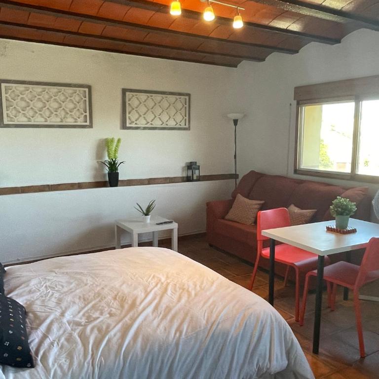 Air Conditioned "Casa Tropicana" Villa-Sleeps 10-Free WiFi-Private Pool-Free Parking - Estudio - 15
