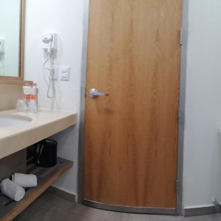 Holiday Inn Express Mexico Reforma by IHG - Suite con cama extragrande - No fumadores - 4