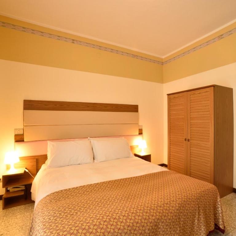 Hotel Diano Marina Mhotelsgroup - Habitación Doble con baño privado - 7