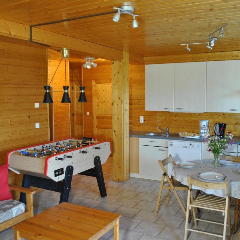 CHALET REROLLE - Chalet - 12