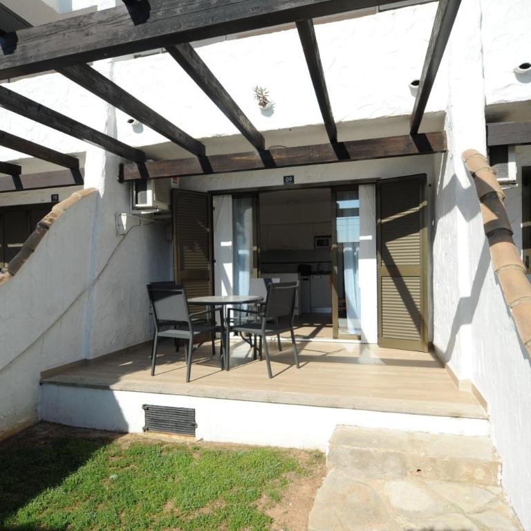 Orange Park Estudio Jardin vista piscina - One-Bedroom Bungalow - 8