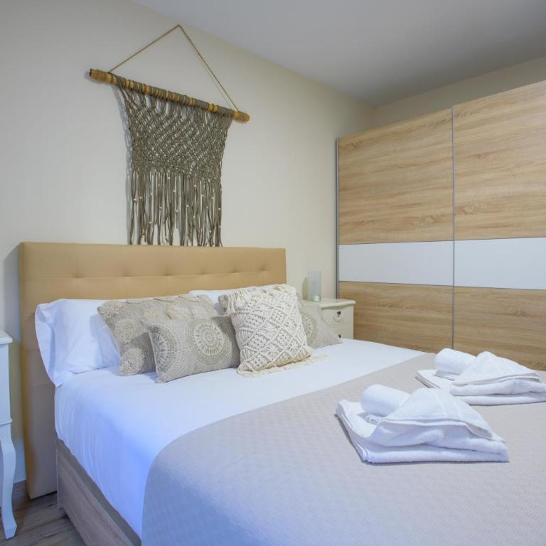 Almansa Malaga Center - Apartamento de 3 dormitorios - 1