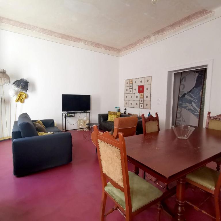 Casa Rossa - Appartamento con 2 Camere da Letto - 7