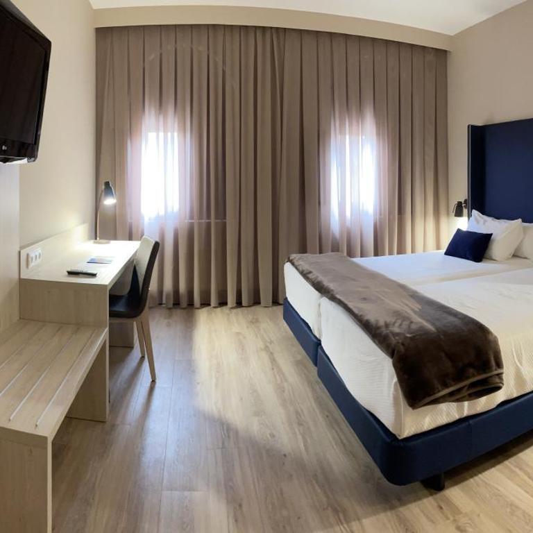 Hotel Maria Cristina - Habitación Doble Confort - 2 camas - 3