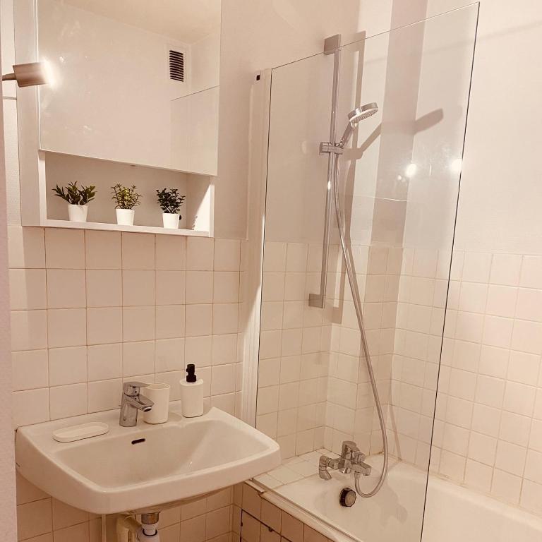 KASA VOYTIER Parking privé & Wifi - Balcon & Ascenseur - Estudio Estándar - 9