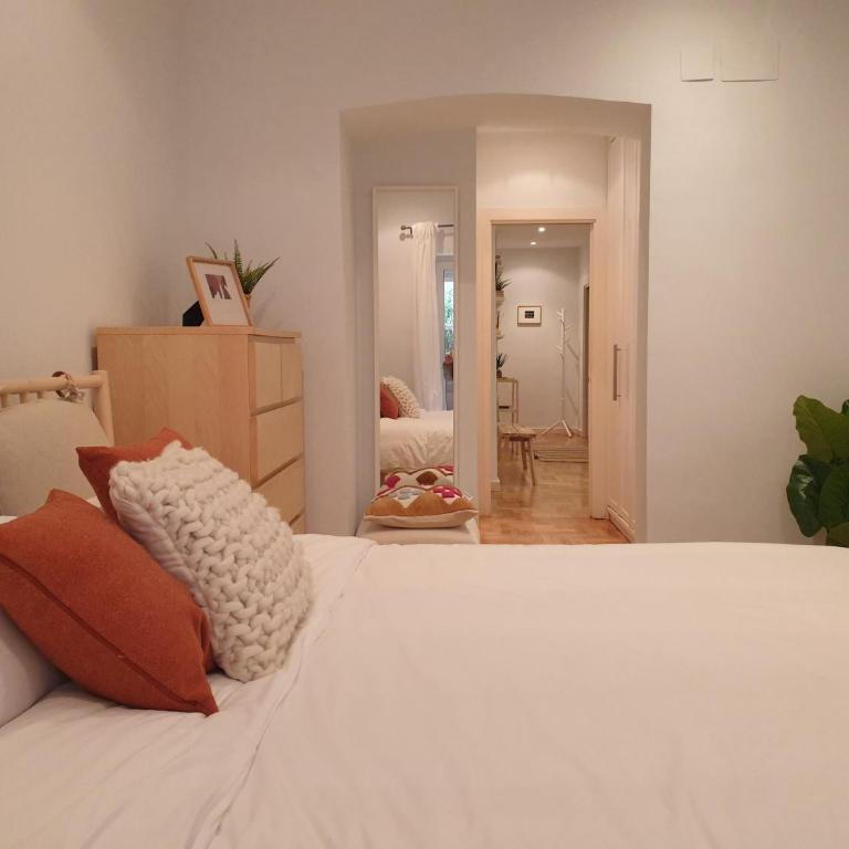Con PATIO en el CENTRO de Bilbao & Guggenheim - Two-Bedroom Apartment - 16