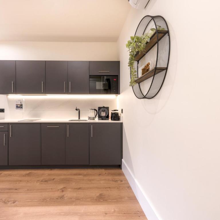 BILBAO RIVERSIDE by STAYNN APARTMENTS - One-Bedroom Apartment - 4