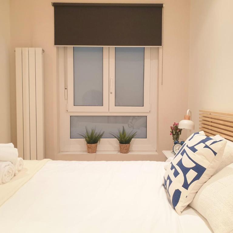 Con PATIO en el CENTRO de Bilbao & Guggenheim - Two-Bedroom Apartment - 13
