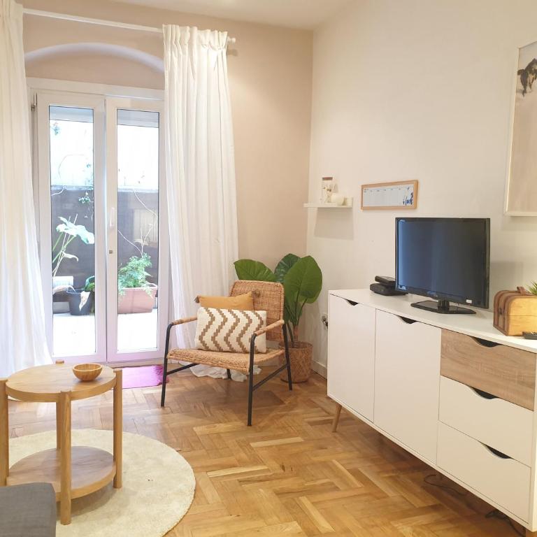 Con PATIO en el CENTRO de Bilbao & Guggenheim - Two-Bedroom Apartment - 4