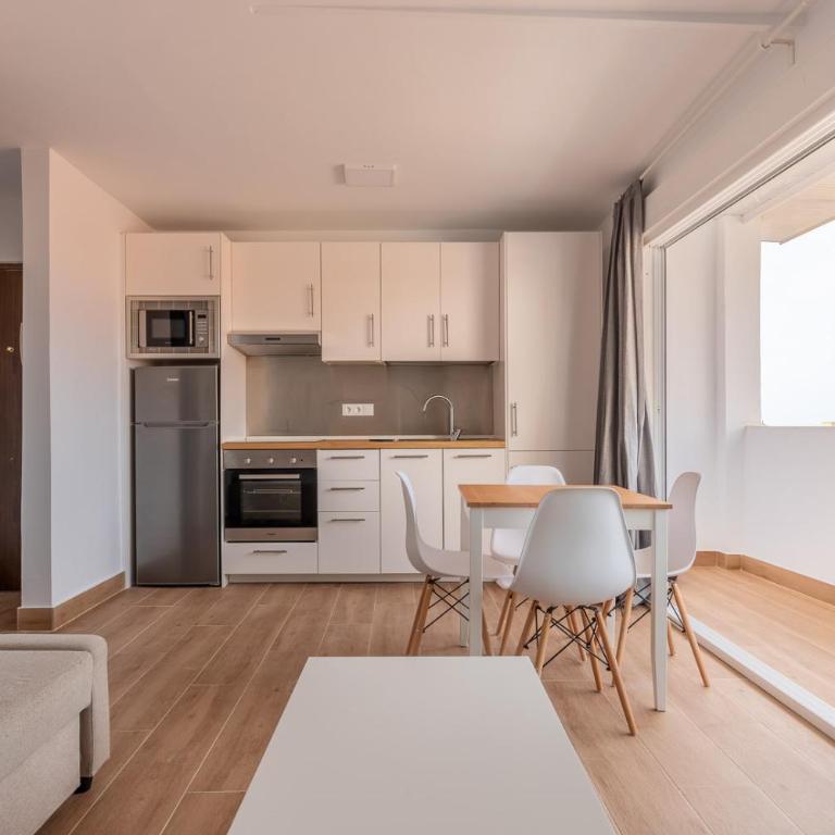 FUN BUILDING TERRACES by HOMEABOUT - Apartamento con terraza - 18