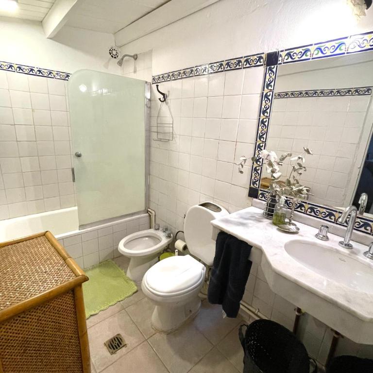 Casa divina temporaria en Tafí Del Valle ,pleno centro - Casa de 6 dormitorios - 65