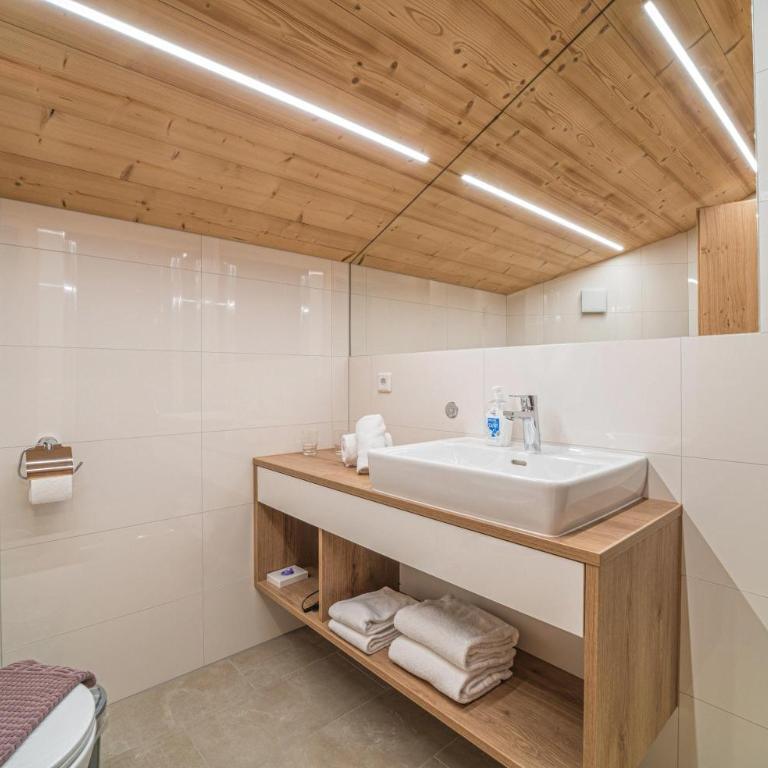 Ferienhaus Lorenzin - Apartment mit 3 Schlafzimmern und Dusche - 17