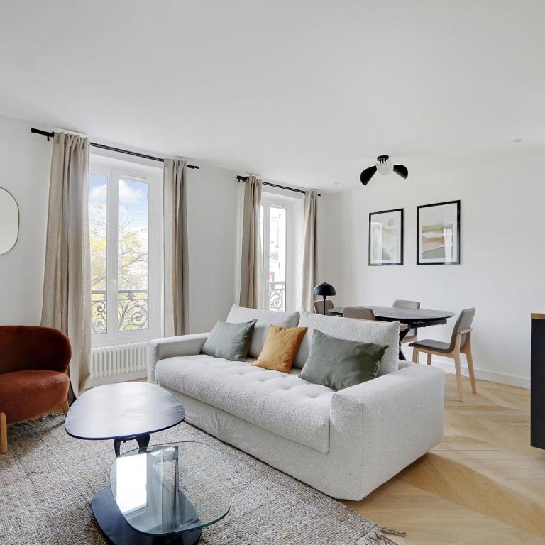 Pick A Flat's Apartment on Place du Tertre - Appartement 2 Chambres - 2