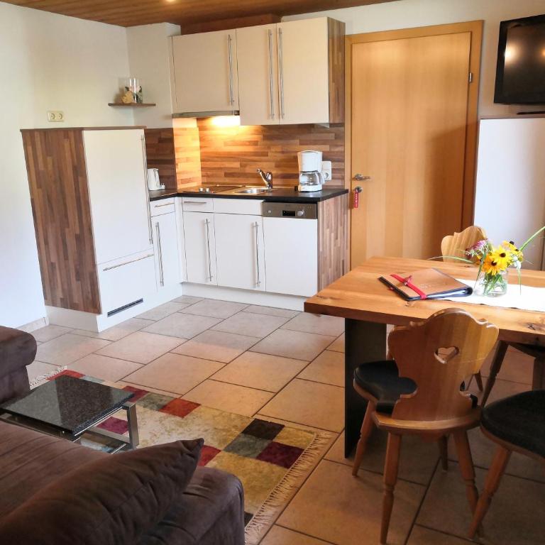 Apartments Suggadin - Großes Apartment mit 1 Schlafzimmer und Balkon - 2