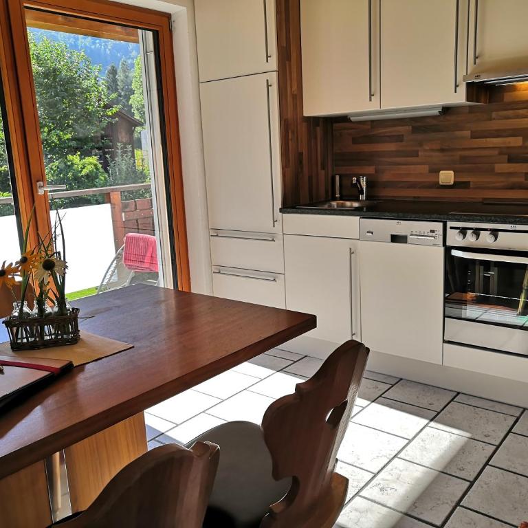 Apartments Suggadin - Apartment mit 2 Schlafzimmern und Balkon - 9