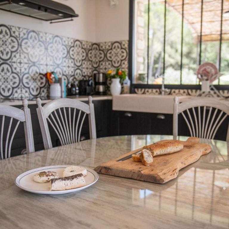 Bastide Toujours Dimanche, Maison de vacances avec vue & piscine chauffée - Maison 2 Chambres - 37