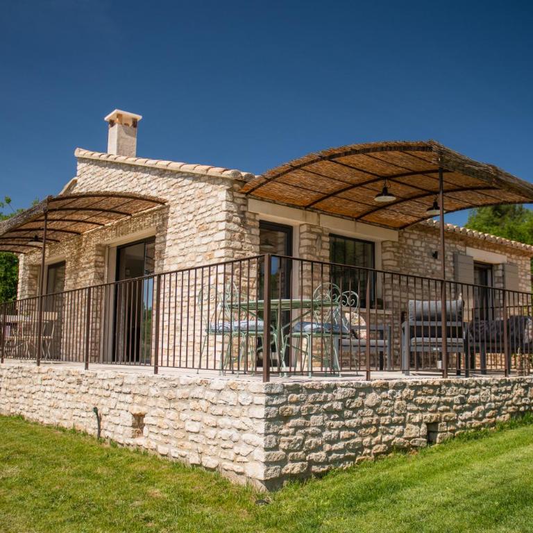 Bastide Toujours Dimanche, Maison de vacances avec vue & piscine chauffée - Maison 2 Chambres - 15