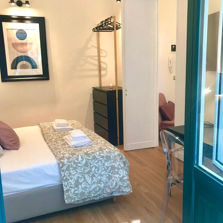 Dibi's Charming House Centro di Catania! - Appartement Deluxe - 4