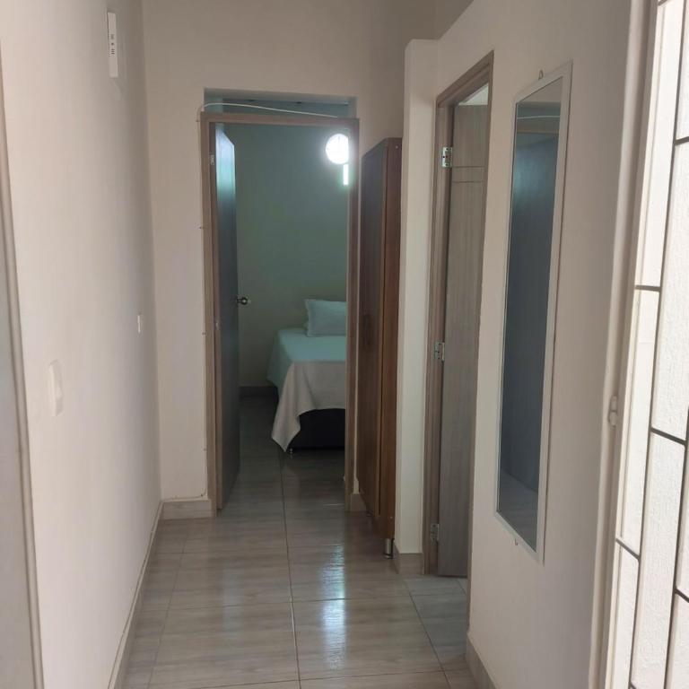 Aparta estudio amoblado 4 Medellín, San Joaquín - Apartamento de 1 dormitorio - 22