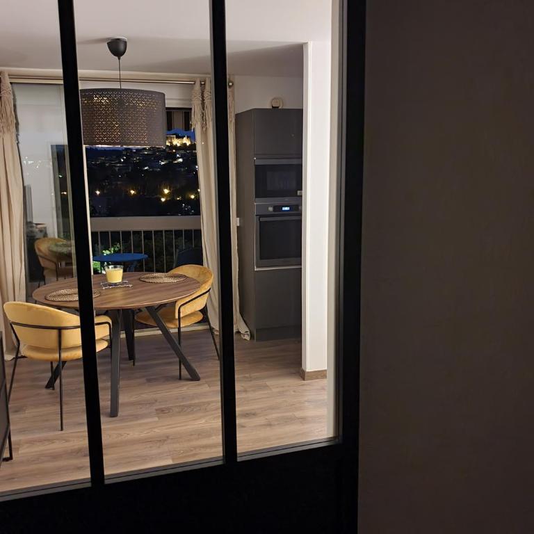 La Loge du château ! "climatisé" - One-Bedroom Apartment - 10