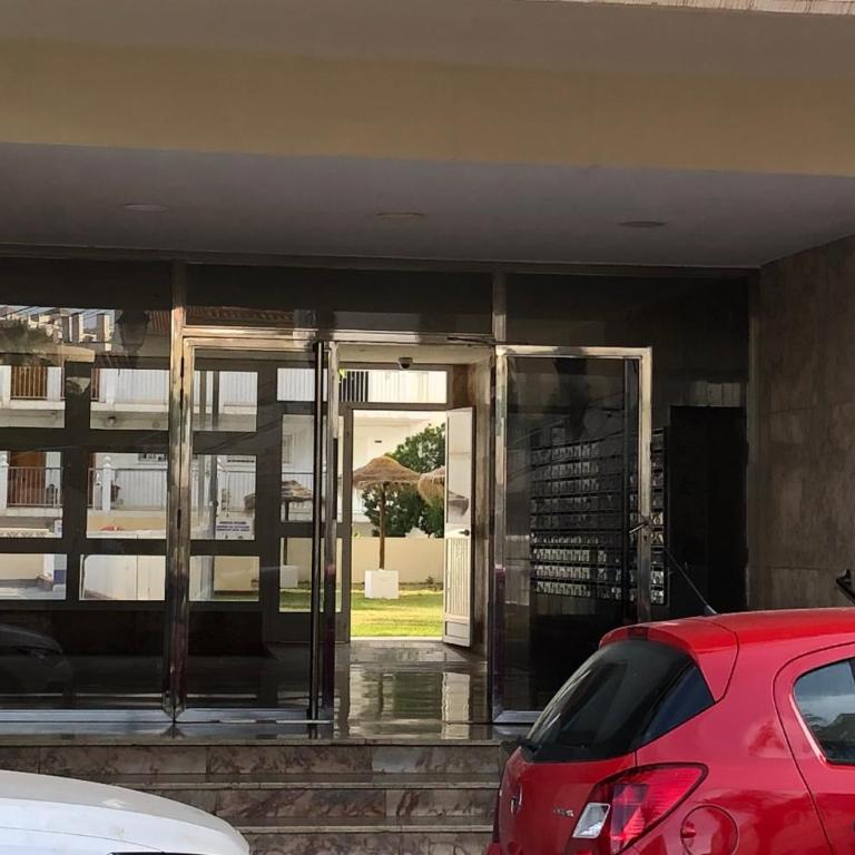 Apartamento totalmente reformado con piscina y jardines al lado de la playa de la Carihuela - Estudio con vistas al mar - 26