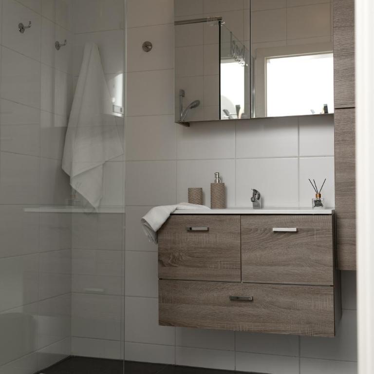 Fresh Apartment with Terrace + Free Parking - Apartment mit 1 Schlafzimmer - 8