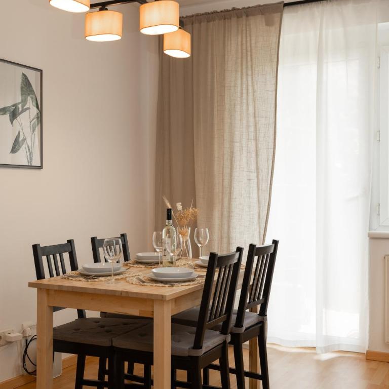Fresh Apartment with Terrace + Free Parking - Apartment mit 1 Schlafzimmer - 17