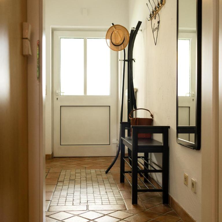 Fresh Apartment with Terrace + Free Parking - Apartment mit 1 Schlafzimmer - 18