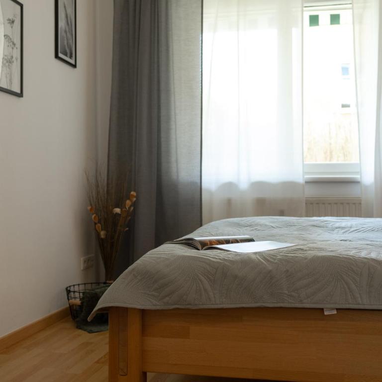 Fresh Apartment with Terrace + Free Parking - Apartment mit 1 Schlafzimmer - 2