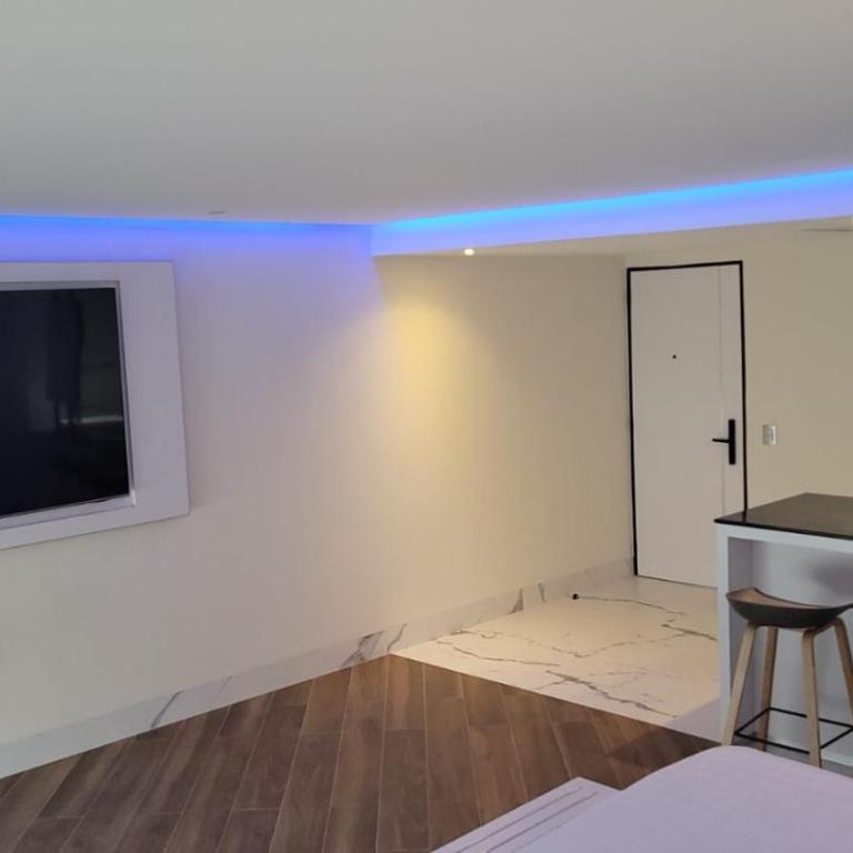 WeEnjoy Hotels Aeropuerto CDMX - Suite - 4