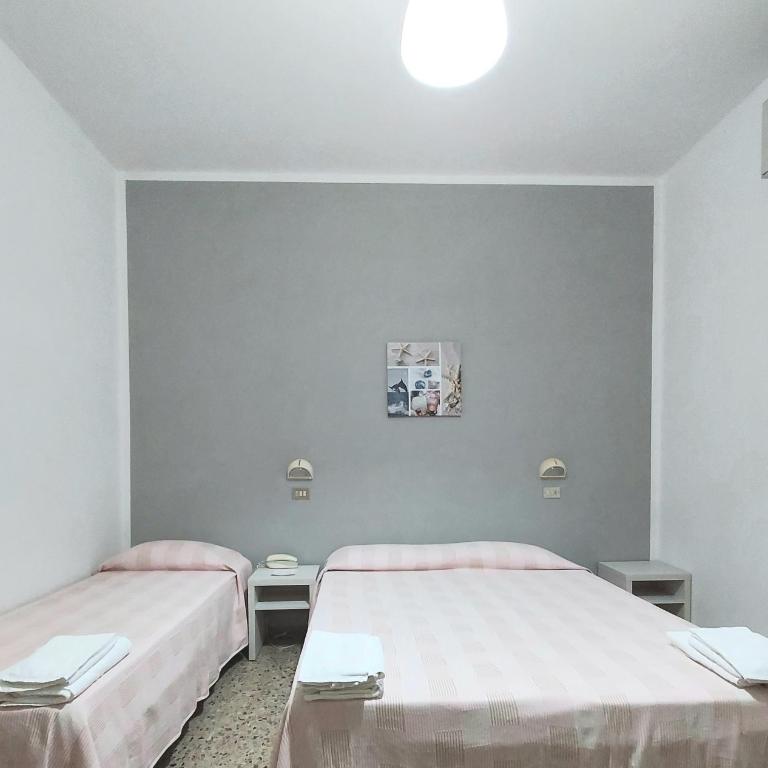 Hotel Villa Alberta B&B - Triple Room - 8