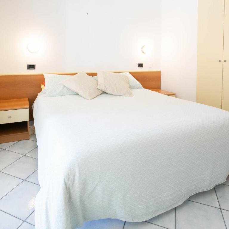 Residence Villa Dei Pini - Apartment - 25