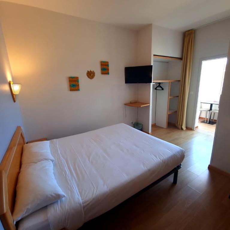 Hôtel Sole Mare - Chambre Double - Vue sur Piscine - 2