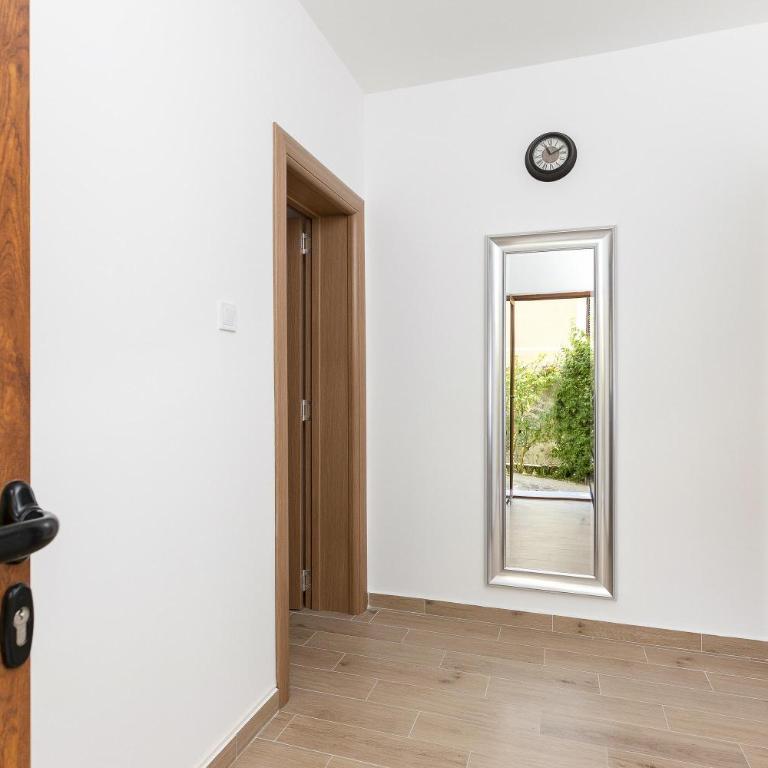 Muo Sea Front Apartments Kotor - One-Bedroom Apartment - 6