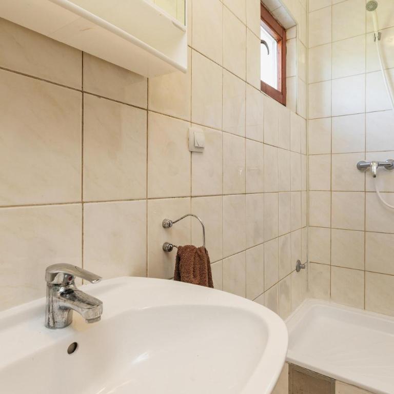 Crystal Sky Apartments - Two-Bedroom Apartment - 12