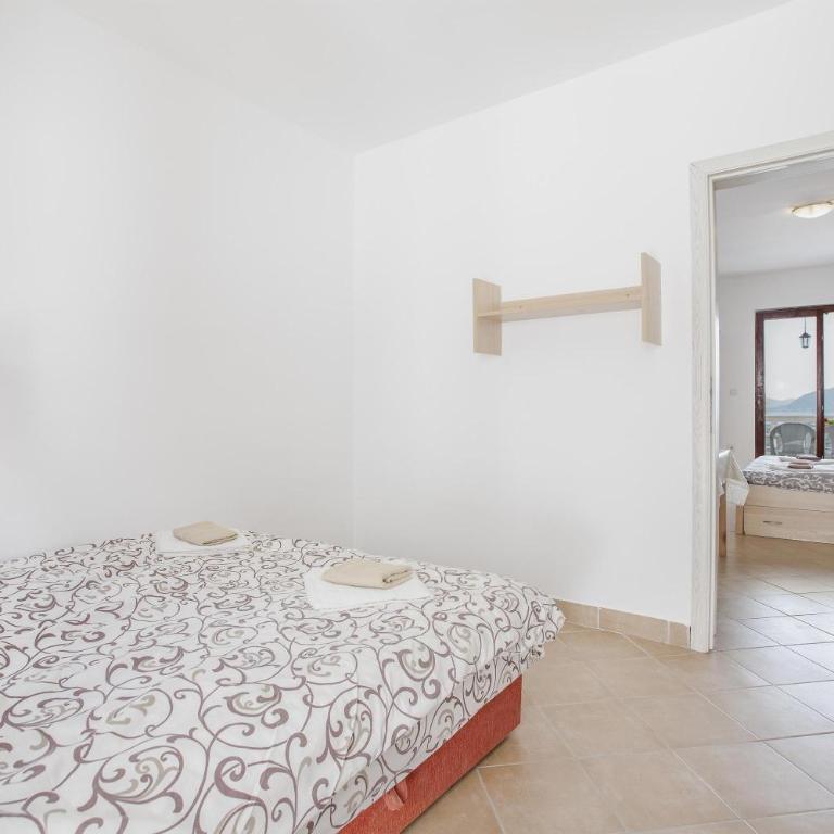 Crystal Sky Apartments - Two-Bedroom Apartment - 6