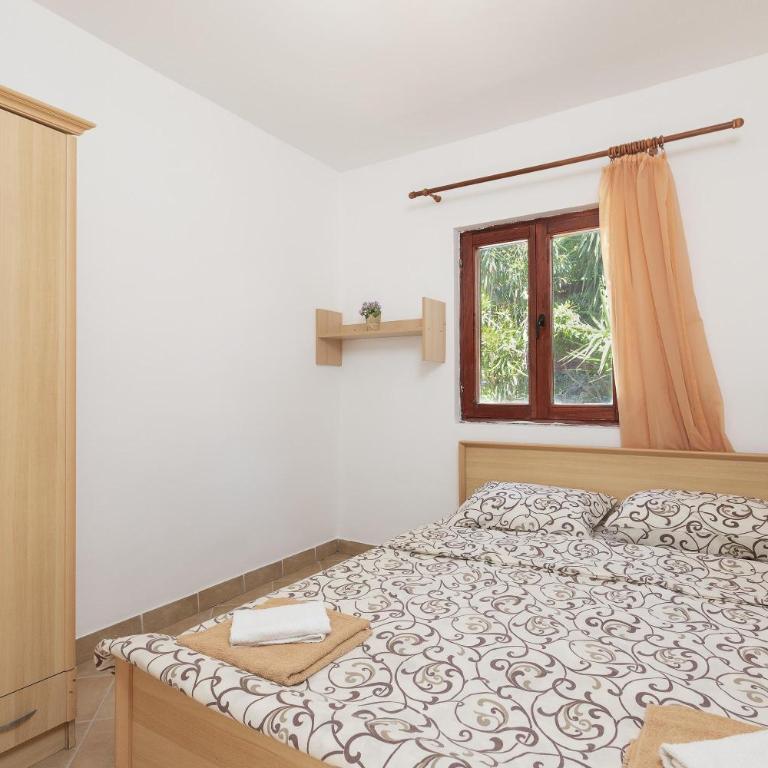 Crystal Sky Apartments - Two-Bedroom Apartment - 29