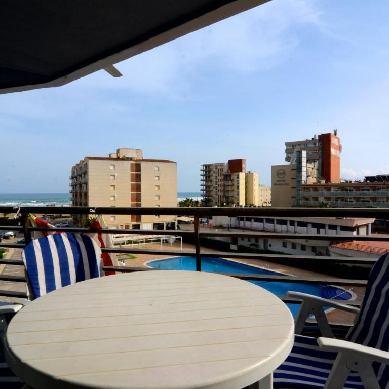 Rocamaura III 3-6 - Apartment - 2