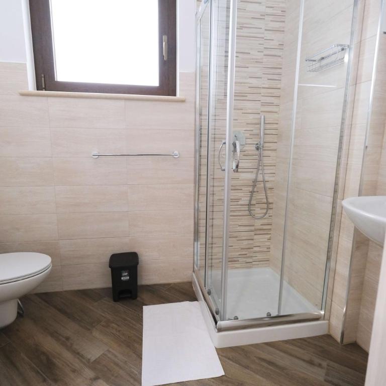 Il Porto Affittacamere b&b - Camera Familiare - 4