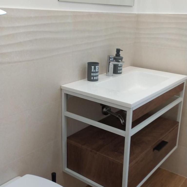 FONTANELLE HOME - Appartamento con 2 Camere da Letto - 3