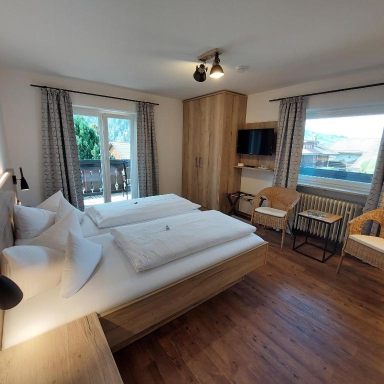 Der Malerwinkl - Alpenhotel - Doppelzimmer mit Balkon - 9