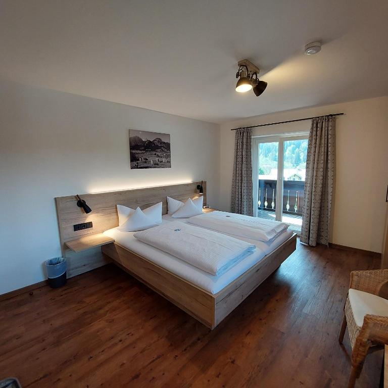 Der Malerwinkl - Alpenhotel - Doppelzimmer mit Balkon - 5